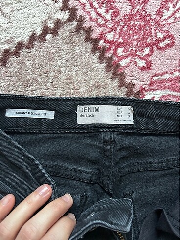 Bershka Kadın jean