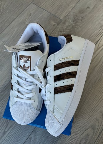 Adidas 38