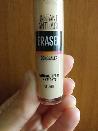 Maybelline Concealer