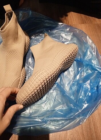 Zara Zara çorap bot
