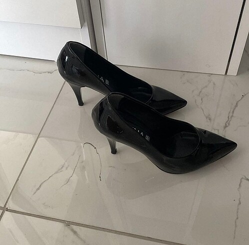 36 Beden siyah Renk Stiletto