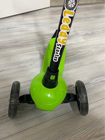  Beden Işıklı leddy scooter