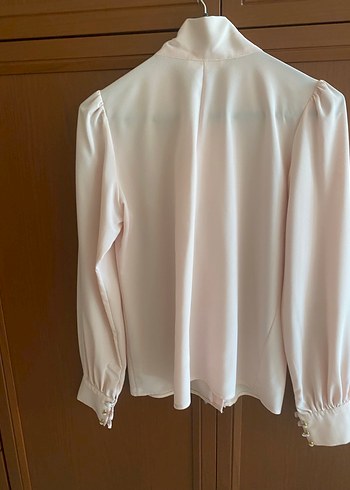 Bej Saten Halter Yaka Kadın Gömlek - Görsel 2