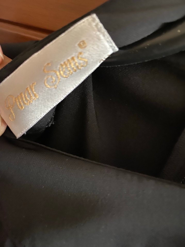 Siyah Yüksek Yakalı Uzun Kollu Kadın Bluz - Görsel 3