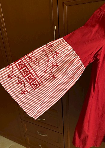 Kadın Kırmızı Düğmeli Midi Tunik - Görsel 2