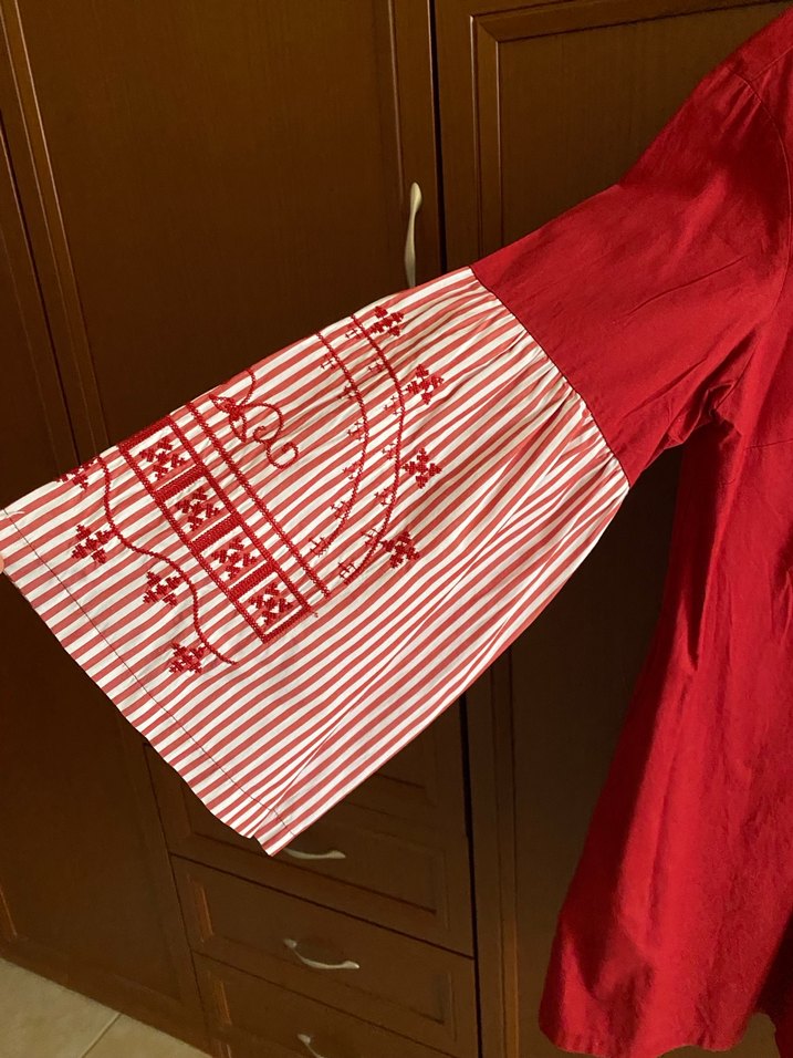 Kadın Kırmızı Düğmeli Midi Tunik - Görsel 2