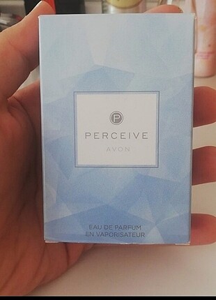 Avon parfüm 