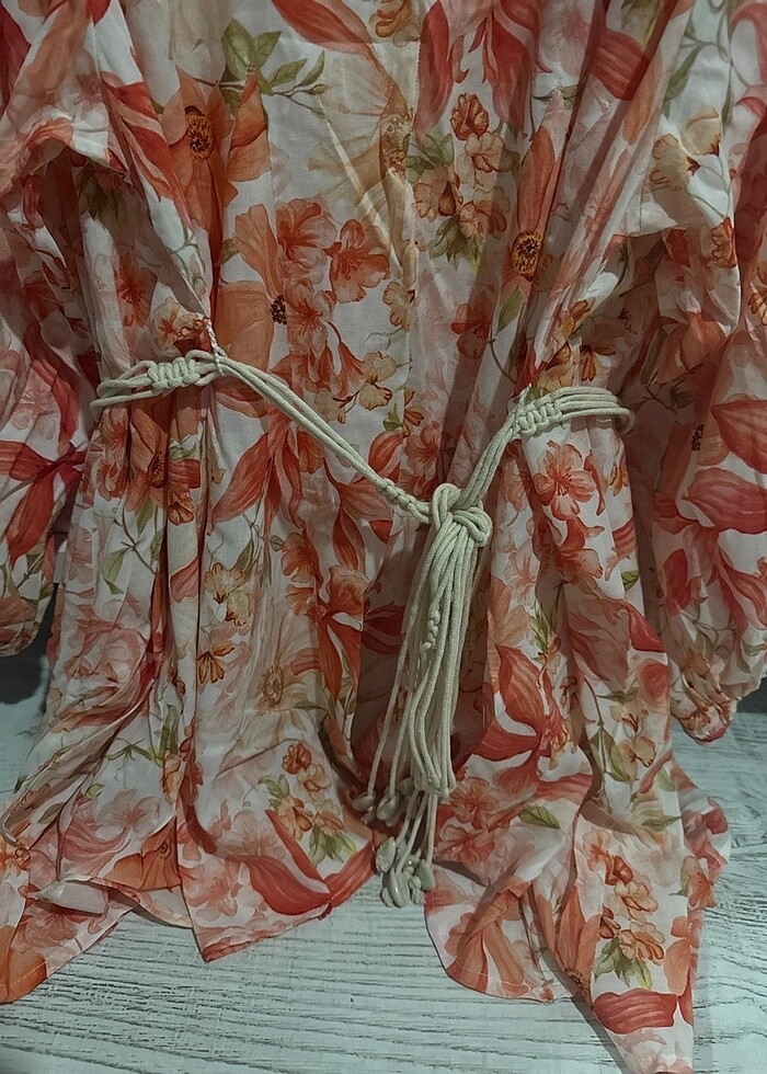 Hm çiçekli elbise - Görsel 3