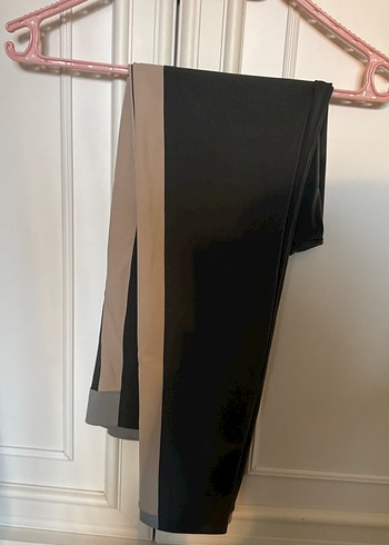 Oysho Yeşil şeritli tayt - Görsel 2