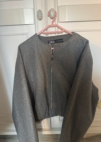 Zara Gri Kısa Fermuarlı Kadın bomber - Görsel 4