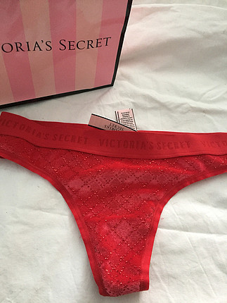 Victoria?s secret kırmızı külot