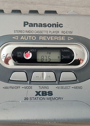Panasonic RQ-E10V Radyolu Walkman. Radyosu çalışıyor, kasetçalar
