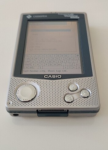  Beden Casio Cassiopeia E-100 Cep Bilgisayarı. Cihaz sorunsuz, çalışır 