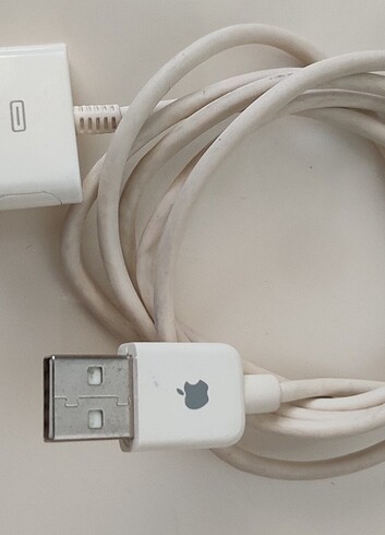 Orijinal Apple iPad ve iPod Kablosu. Temiz ve sorunsuz. #apple, 