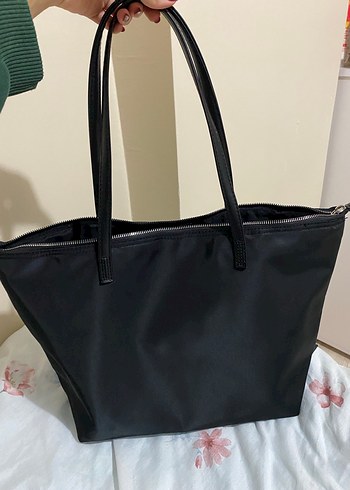 Mango Siyah Fermuarlı Kadın Omuz Çantası