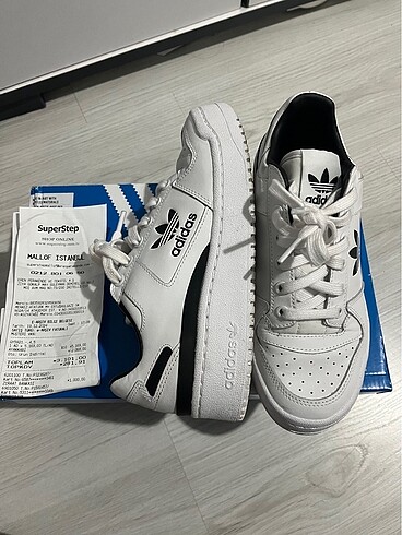 Adidas spor ayakkabı