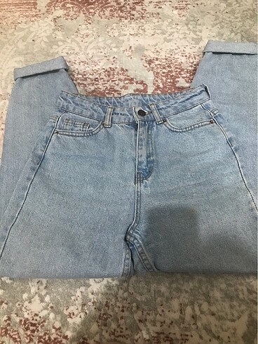 Adax mom jean