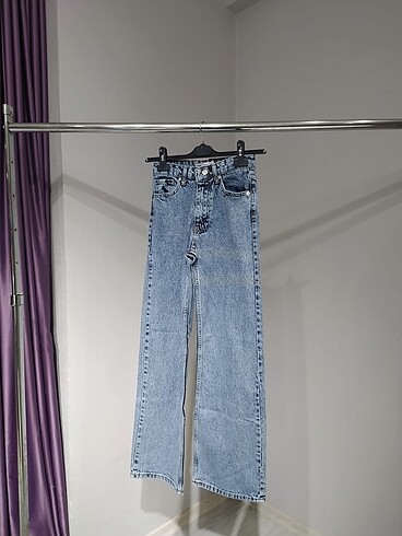 Zara Dikiş Detaylı Jean