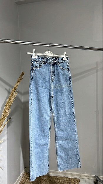 Zara Orjinal Marka Kesik Paça Jean