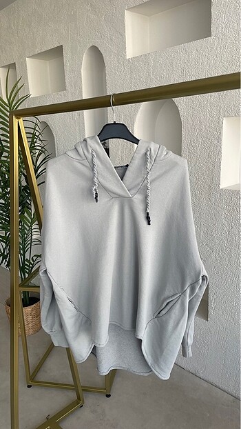 Kapşonlu sweat