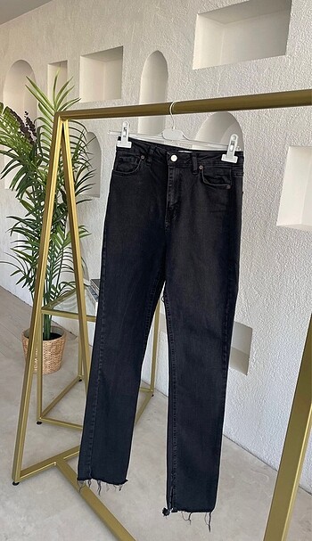 Kesik paça jean