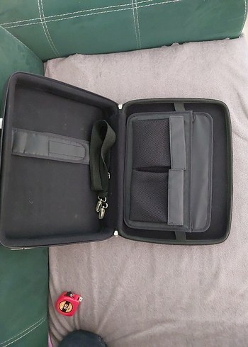 TOSHİBA SİYAH LAPTOP ÇANTASI 44X34 CM 10 CM KALINLIK - Görsel 7