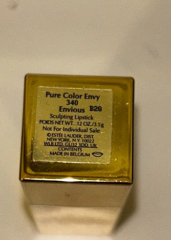  Beden Estee lauder kırmızı ruj