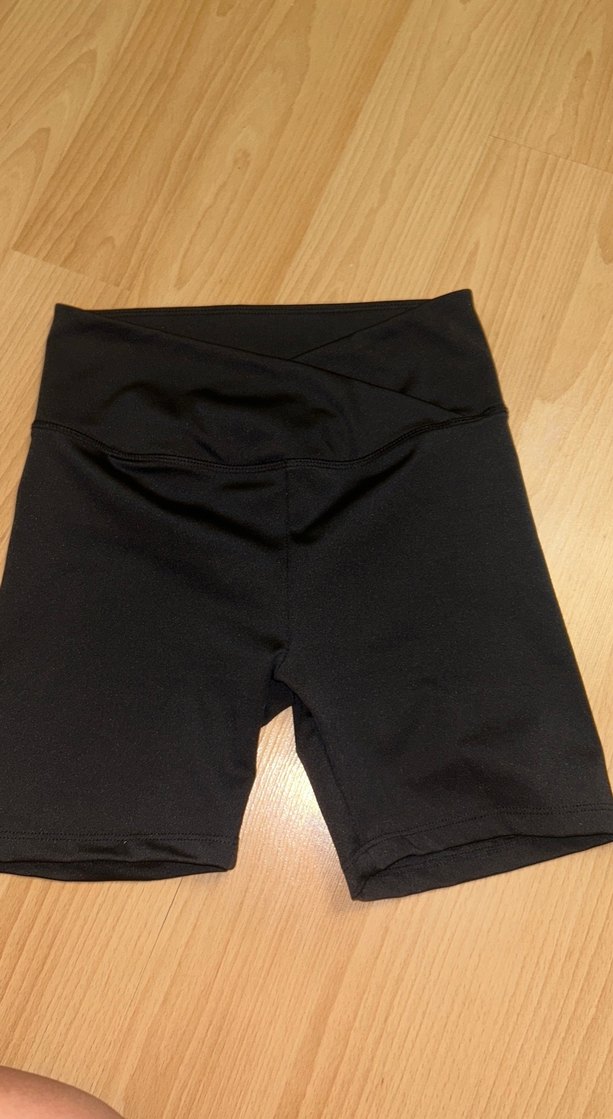 Siyah Mini  Spor Şortu - Görsel 2