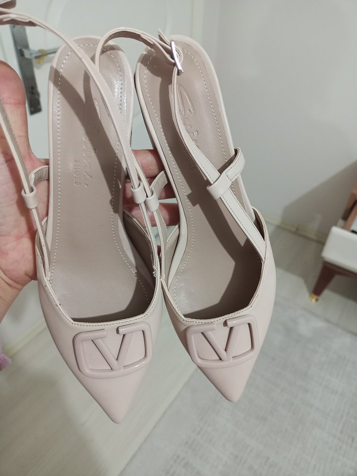 Bej Tokalı İnce Topuklu Kadın Ayakkabı - Görsel 2