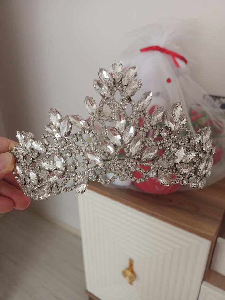 Beyaz Payetli Bohem Gelin Tacı - Görsel 3