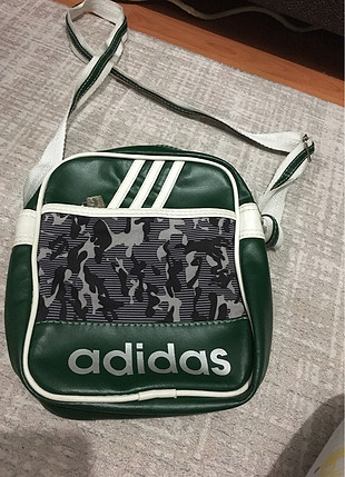 Adidas çanta