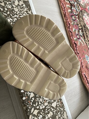 36 Beden ten rengi Renk Crocs terlik