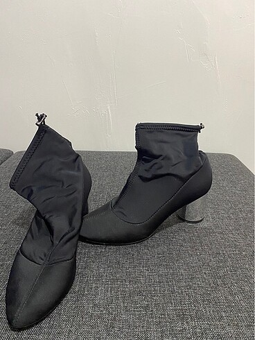 38 Beden Bershka Metal Ayak topuklu