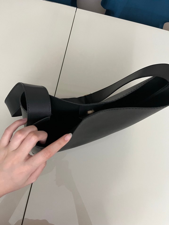 Siyah Deri Kadın Çanta - Görsel 3