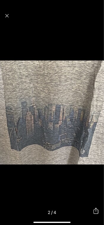 Gap Gap tshirt