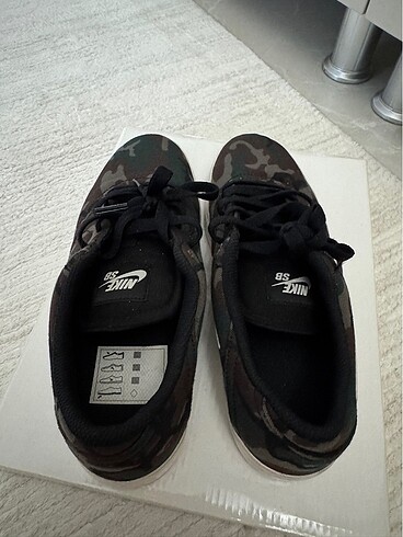 38 Beden Nike kamuflaj