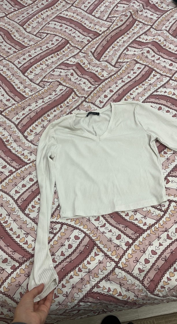 V Yaka Beyaz Kadın Bluz - Görsel 3