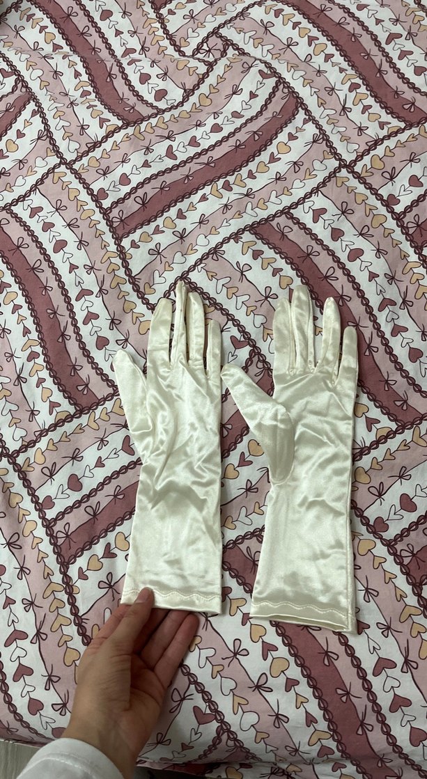 Dantel Detaylı Beyaz Saten Kadın Eldiven - Görsel 2