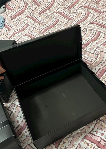 Siyah Kurdeleli Hediye Kutuları - Görsel 4