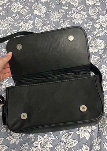 Siyah Deri Tokalı Kadın Omuz Çantası - Görsel 7