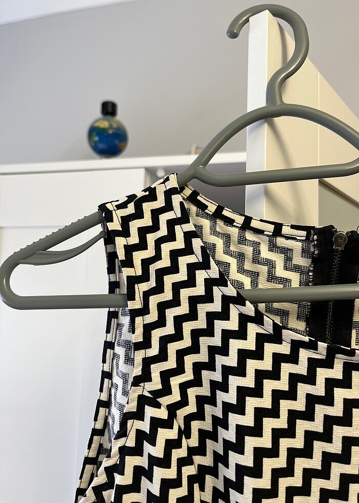 Zikzak desen Çan elbise - Görsel 4