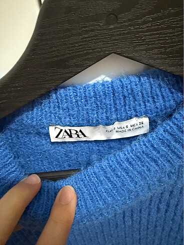 Zara Zara mavi kazak