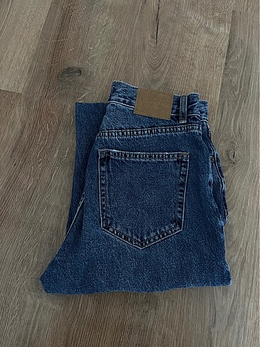 38 Beden mavi Renk Pull and Bear Jean
