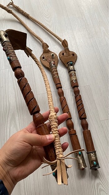 Deri kırbaç kamçı