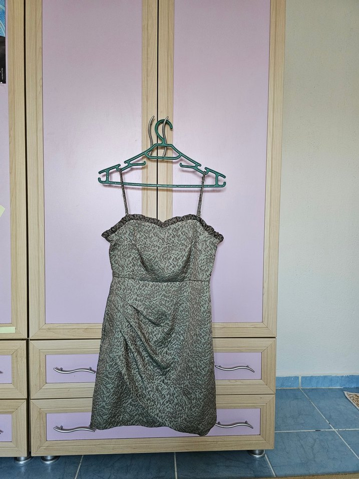 Askılı Kısa Elbise - Görsel 3