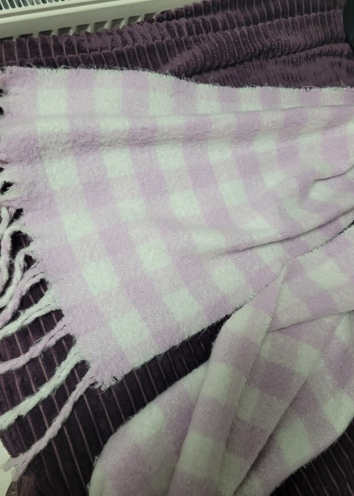 Bershka şal - Görsel 3