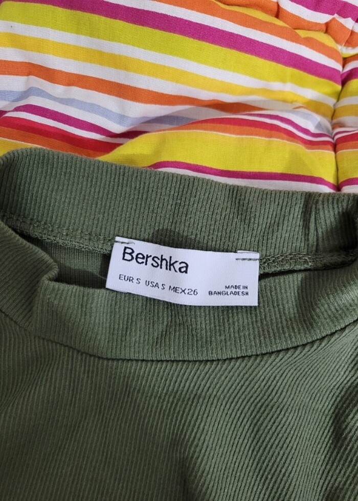 Uzun kollu crop - Görsel 3