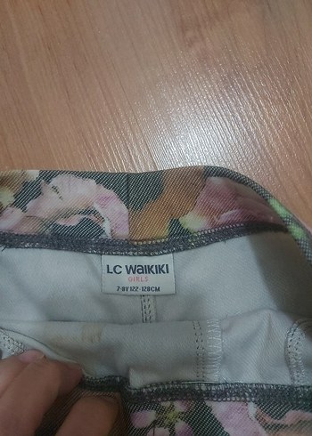 diğer Beden Çiçek Desenli Gri kız çocuk şort
