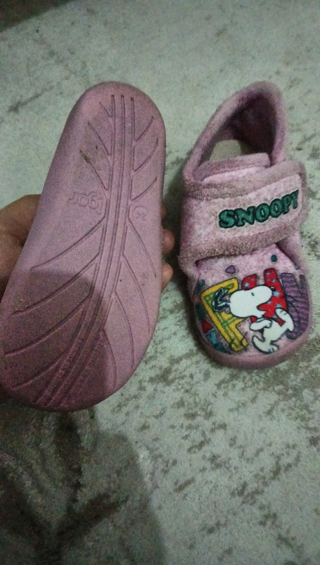 Kız Çocuk Pembe Snoopy Baskılı Sıcak Terlik - Görsel 3