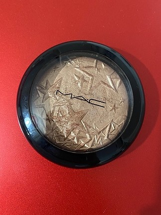 Mac Aydınlatıcı 